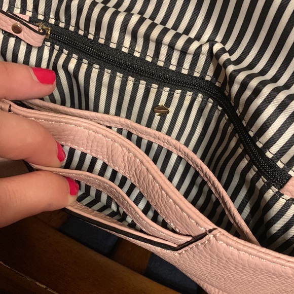 Kate Spade Crossbody - Picture 7 of 8